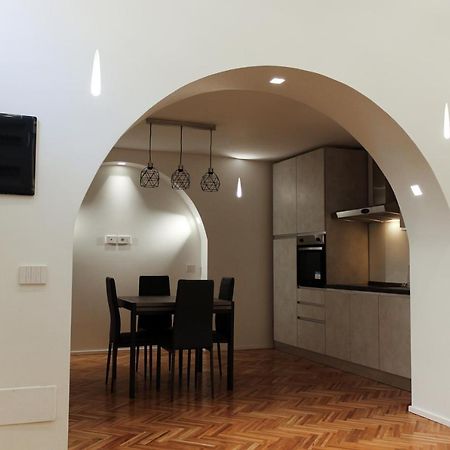 Attia Residence Wifi - Duomo In 10 Min ميلان المظهر الخارجي الصورة